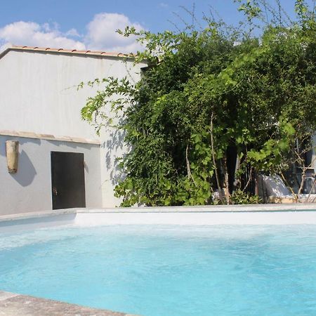 Chez Elles En Provence Nans-les-Pins Exterior foto