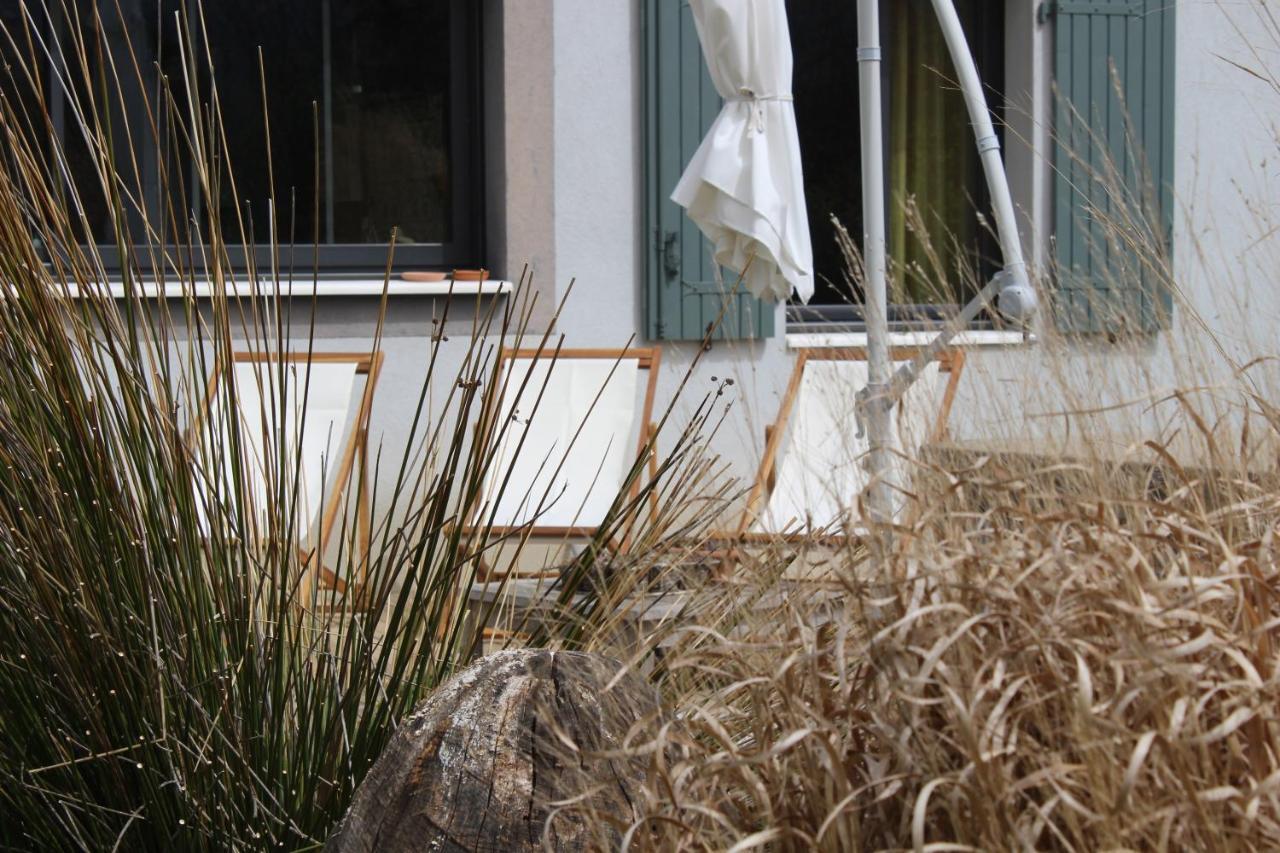 Chez Elles En Provence Nans-les-Pins Exterior foto